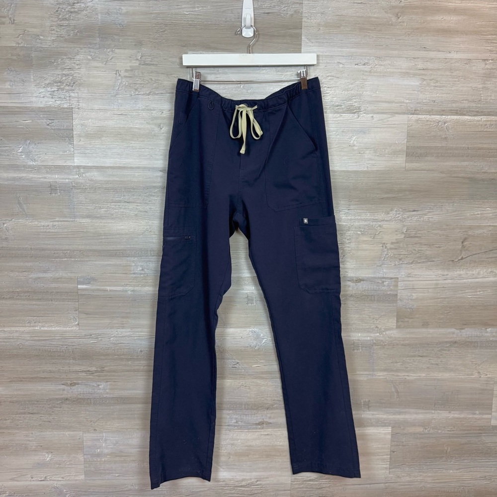 FIGS Caro Cargo Scrub Pants | Navy Blue | Size Large | Technical Collection - Picture 13 of 13